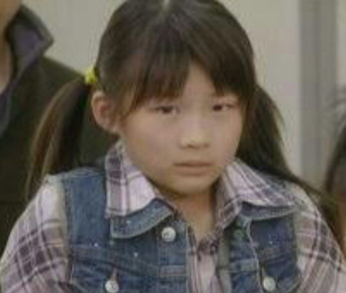400 Na Twitteru １週間フレンズ 観てきた 昔やってた女王の教室に ハスキーな声の女の子がいて 妙に記憶に残ってたんですね その子が 出てる 声聞いてアレ って気づく びっくりした 伊藤沙莉さん って女優さんらしい 女王の教室って僕は中学生だった