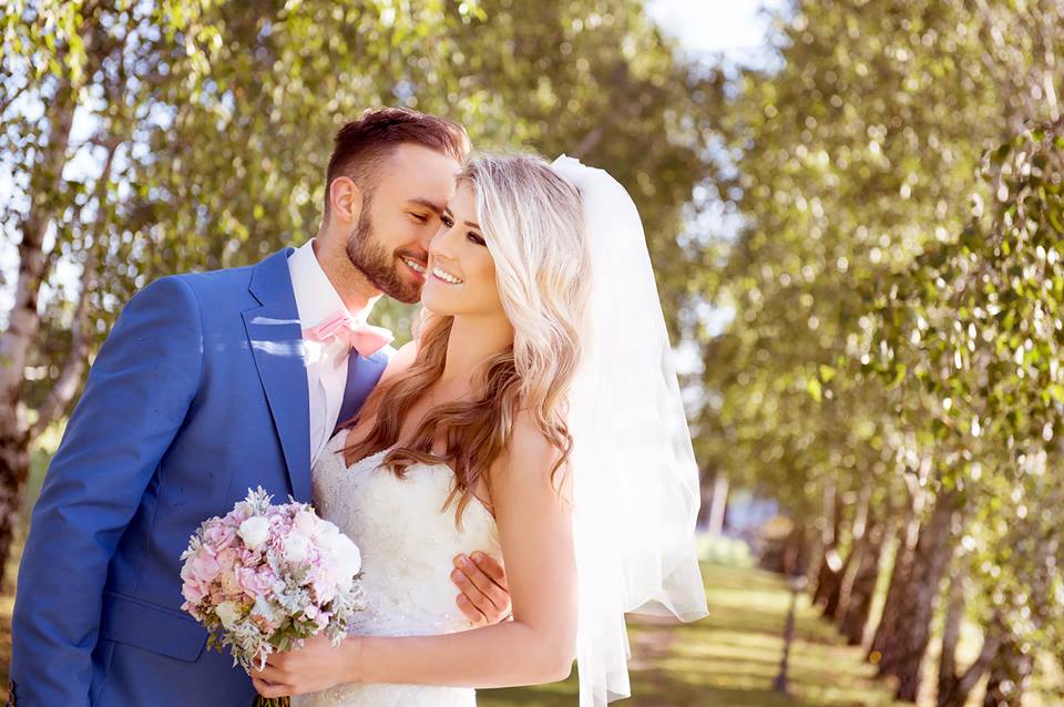 Real Wedding: Joanna &amp; Tomas - We got some gorgeous pictures from this lovely couple: bit.ly/2kWKSab