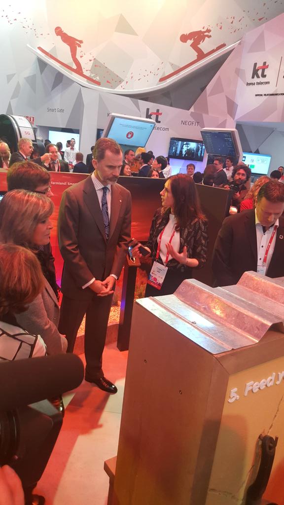 GSMAm4d's tweet photo. Felipe VI, King of Spain, being shown around the #M4DRuralVillage by @YasminaMcCarty this morning at #MWC17 #M4D https://t.co/d88V7zTJEP