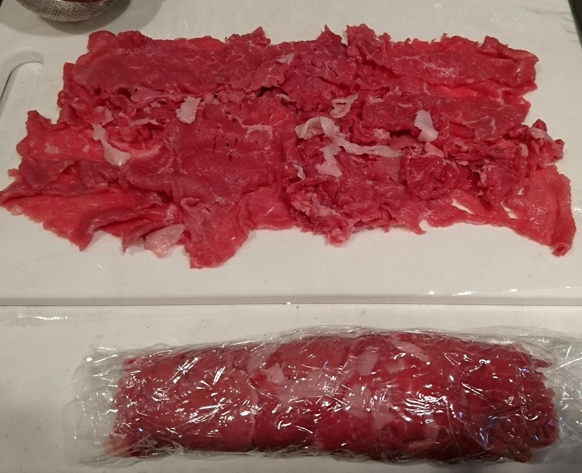 300円の牛肉が900円の味に！簡単ひと手間でステーキが味わえる方法がこれwww