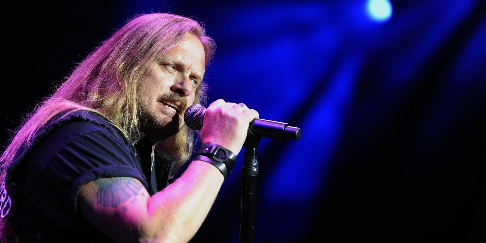 Happy Birthday Today 2/27 to Lynyrd Skynyrd vocalist Johnny Van Zant.  Rock ON! 