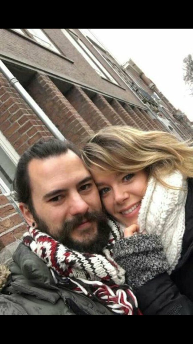 burcubiricikfc's tweet photo. en samimi,tatli,güzel,şirin cift 😍😍 @burcu_biricik @Skunkkie #EmBur https://t.co/DQzK001B3V