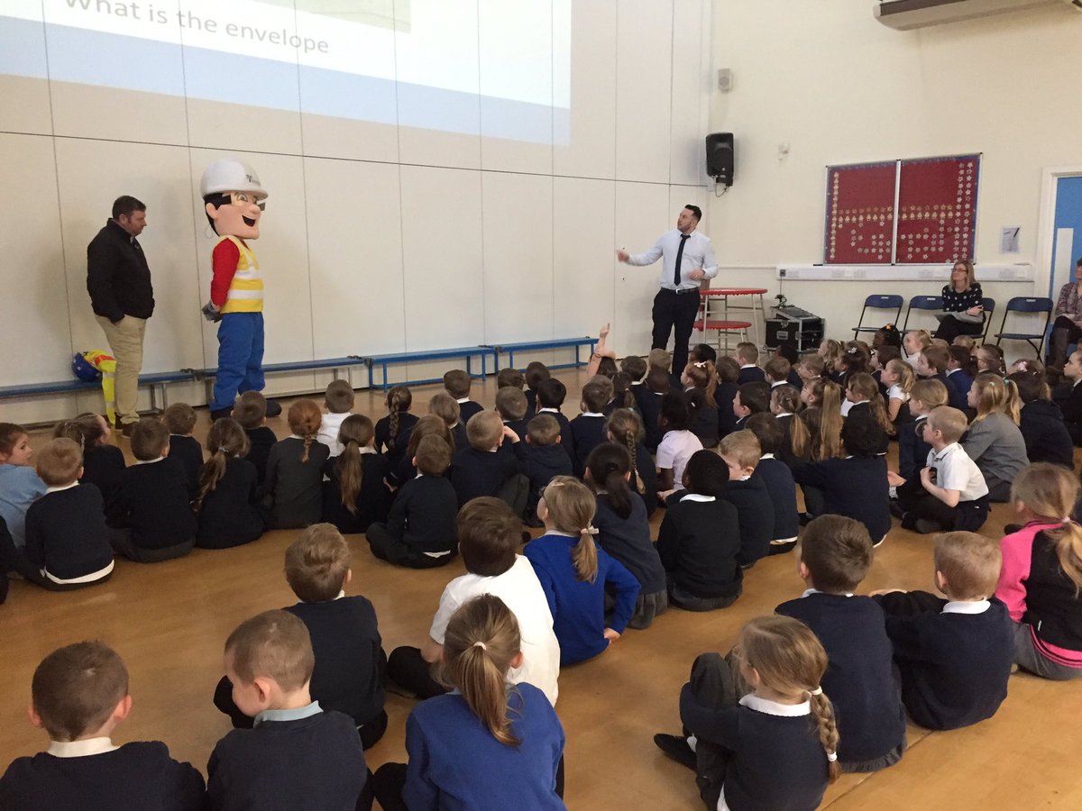 The Interserve site team speaking to the pupils in the morning assemblies at @hollybushsch today #HBproject #safesam @IRVconstruction