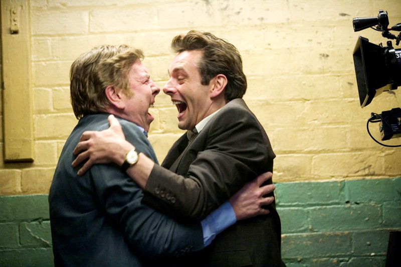 Happy birthday Timothy Spall! Here you are with Michael Sheen in 2009\s Have a fantastic day. 