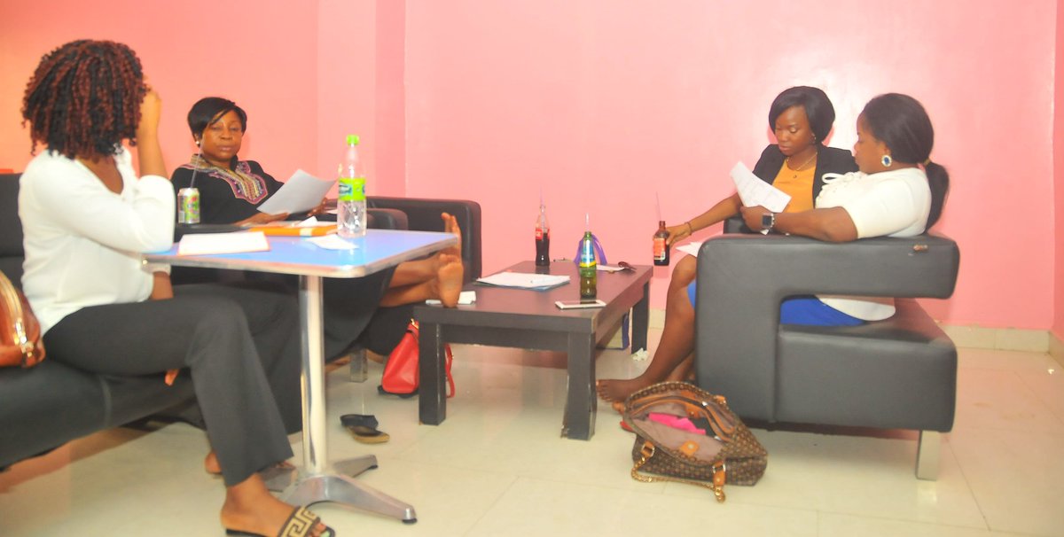 VaccineNet_NG's tweet photo. #TRACKHEALTH Strategic session between CSOs and the media : Developing a 6 month plan to improve the health sector @PACFaH_Nig @CHRNaija https://t.co/e4vLavfB7Z