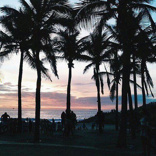 ButDansLaVie's tweet photo. Mon but dans la vie ? Voyager ✈️🌍 https://t.co/oD0XmgCCjT