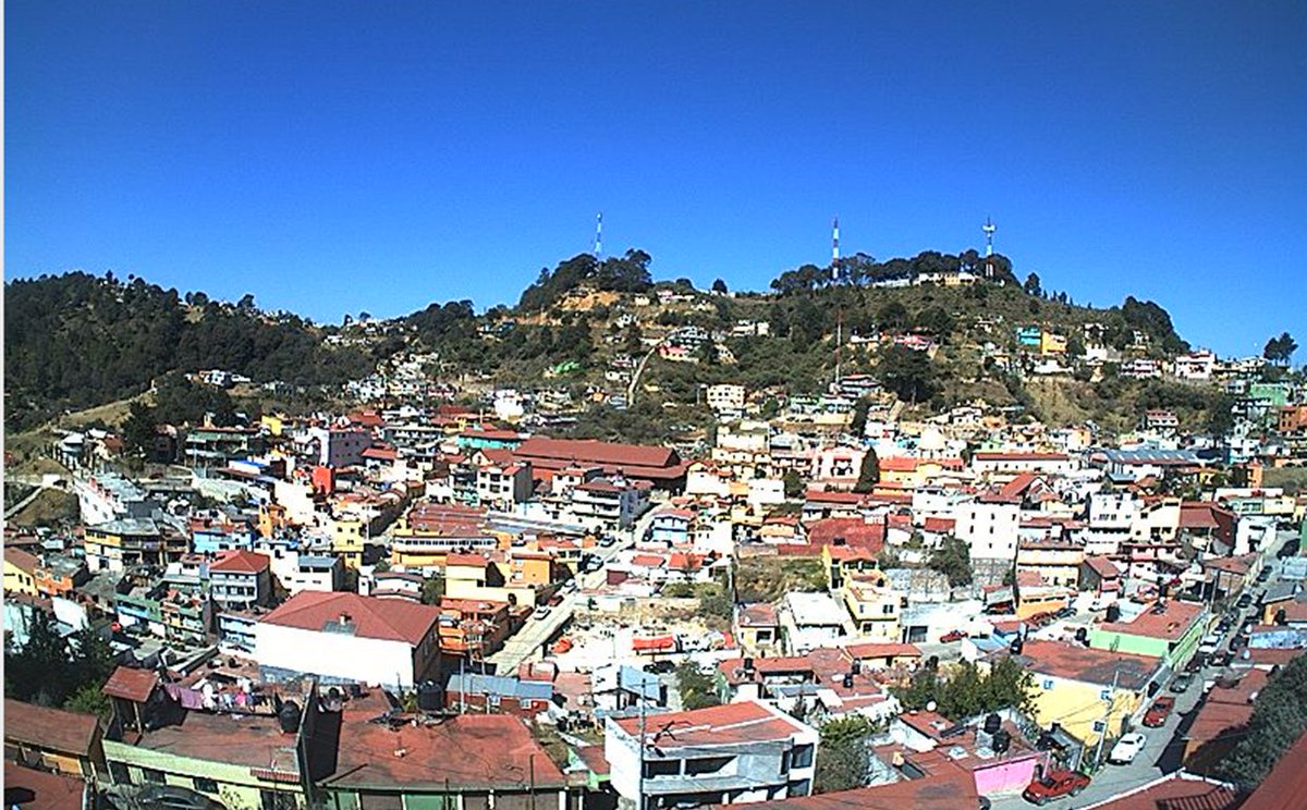 QroTravel's tweet photo. ¡Así de bonita es la vista en San Joaquín esta mañana! Con mucho sol espera el #PuebloMágico tu visita. 🌞🌻 https://t.co/uURQcfWTjP