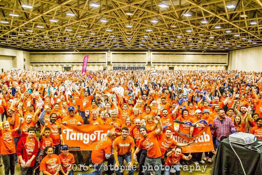 AndreAngel99's tweet image. One year ago today - we broke the Guinness World Record for the Most People Making Sandwiches Simultaneously! 
#TangoTab #210kMealsDonated