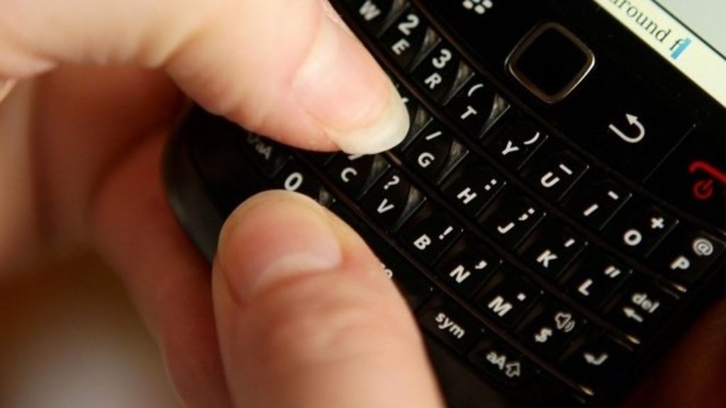 BBCEssex's tweet photo. A charity is calling for "sexting" and pornography to be included in Sex-education classes https://t.co/h7cVRjiOX6