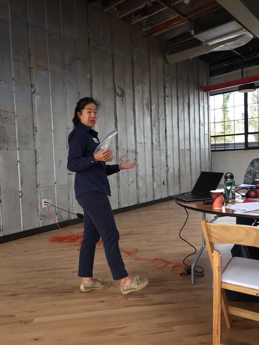 BmoreBagels's tweet photo. Food for profit workshop w/ great agenda by @UMDRightNow #extension @bmorekitchen #acceleratorspace #foodforprofit #local #madeinbaltimore https://t.co/D4c4XR7VwX
