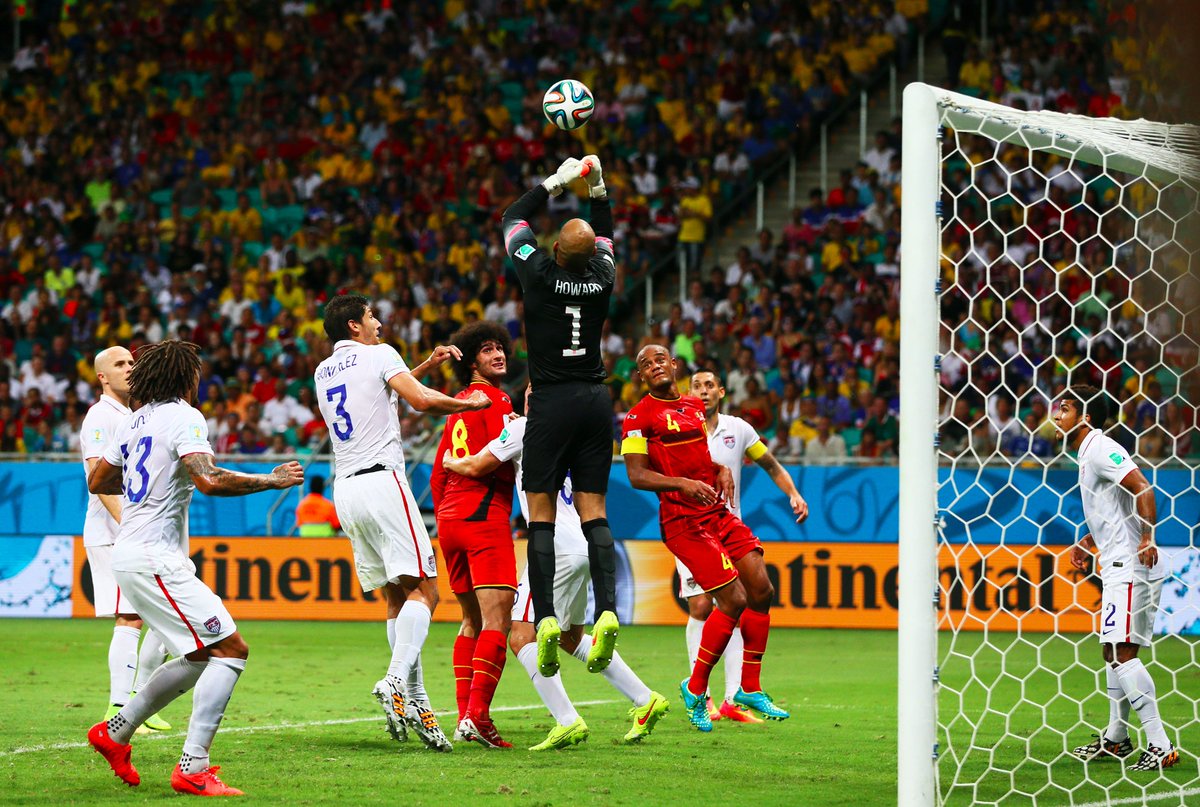fifaworldcup_fr's tweet photo. 1️⃣6️⃣ arrêts !!! 
Quel performance de 🇺🇸Tim Howard🇺🇸. Un record en Coupe du Monde !
#Flashback : https://t.co/auUy1KG4rr https://t.co/fFiEaeMhWs
