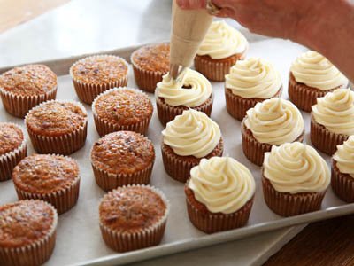DCTKitchen's tweet image. National Cupcake Day, Support Kingston Humane Society Get Your Cake ON!!