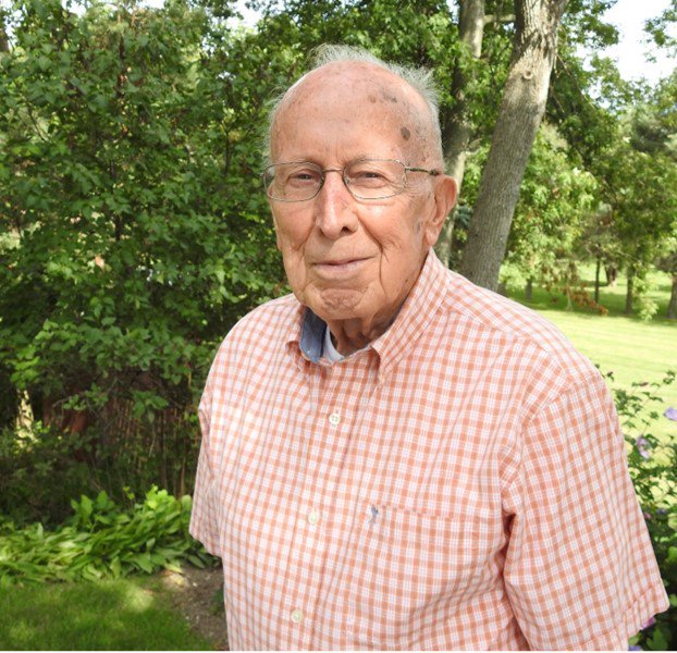 Congrats Bob receiving RSVP <a href="/ECSeniorSvcs/">Erie County Seniors</a> Pres. Vol Svc Award. Meet other #rockstar vol &amp; attend <a href="/hnhcares/">Hearts and Hands</a> training. ow.ly/h854309p3lk