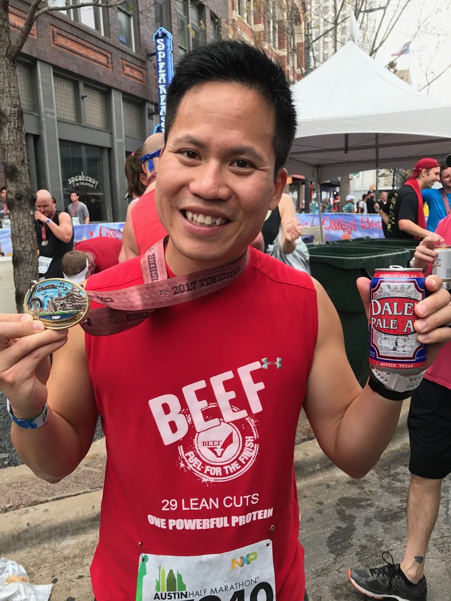 austinmarathon's tweet photo. First: eat a lot of BBQ. Second: run the half marathon.
Read @TheSmokingHo's #runaustin17 recap. https://t.co/pjpW76cjjE https://t.co/UDHvnF3Zol
