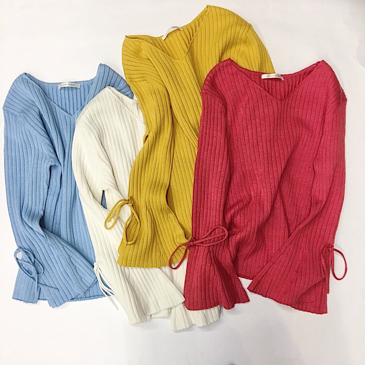 ページボーイ En Twitter Pageboyイクスピアリ店では 店舗限定アイテム販売中 今期注目のリブ フレアスリーブは 1着あるととても便利 こちらからcheck T Co Gznlcn7fie