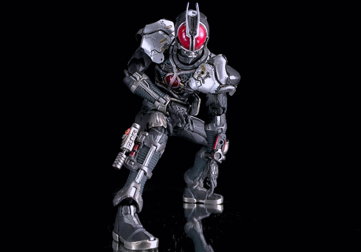 改造品S.H.Figuarts 仮面ライダーファイズアクセルフォームS.I.C. 徹底