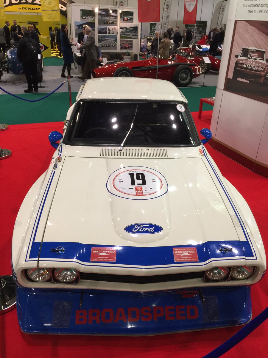 MotoringEvents's tweet image. Capris, Historic Motorsport International style...

#hmi17 #LCCS2017 #ford