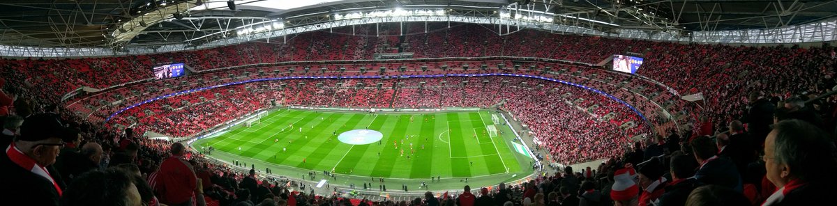 JadTermsani's tweet photo. WHAT AN EXPERIENCE #Wembley https://t.co/P5AUjz6xYJ
