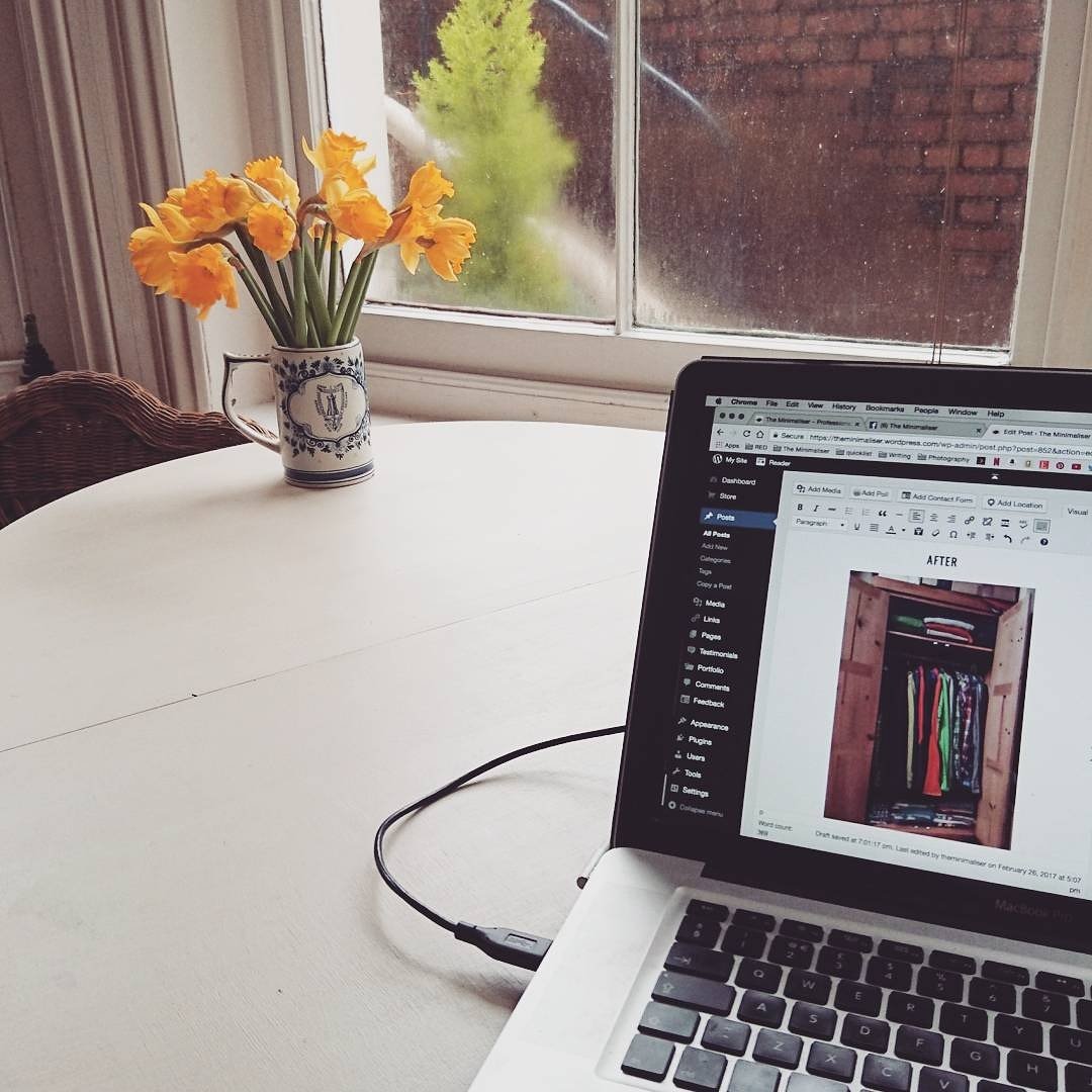 TheMinimaltake's tweet photo. Working on the latest 'before and after' for my blog #cleardeskclearmind 
#professionalorganiser #brighton #hove #worthing #shoreham #sussex https://t.co/LNHpr5zXi1