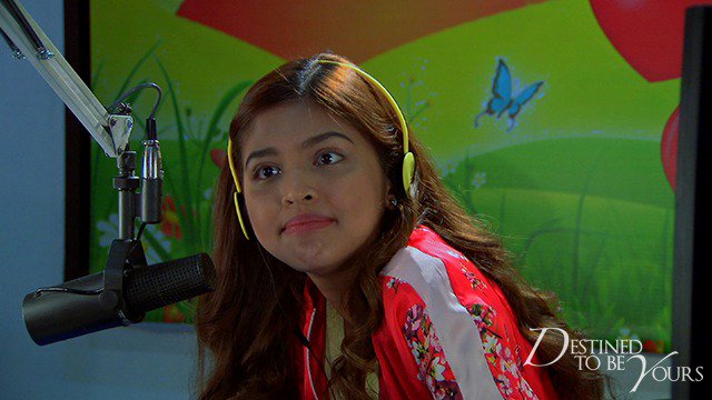 gmanetwork's tweet photo. Ano'ng kanta ang gusto n'yong i-request kay DJ Sinag? 

DTBY WorldPremiere
#DestinedToBeYoursWorldPremiere https://t.co/dLQk4az8ay