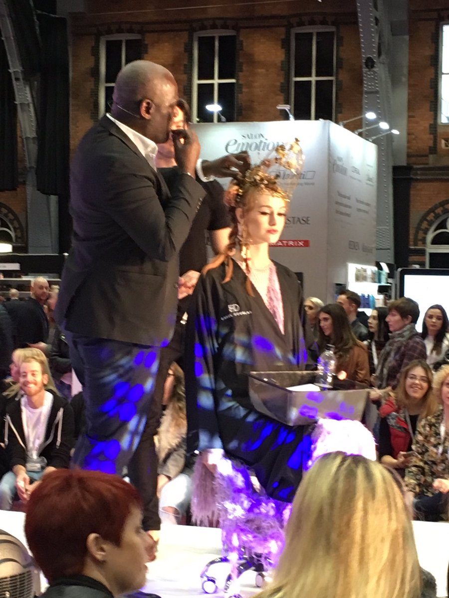 <a href="/ErrolDouglas1/">Errol Douglas MBE @erroldouglashair</a> <a href="/ErrolDouglasLDN/">Errol Douglas London</a>  <a href="/prohairlive/">Pro Hair Live</a> #2017 #platinumstage  #yay gorgeous updo