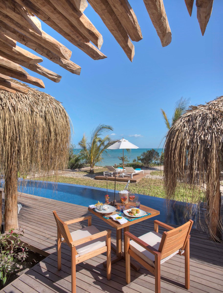 Bernadette Le Roux from Condé Nast Gourmet is currently visiting Azura Benguerra in Mozambique for a culinary experience. Have a great time.