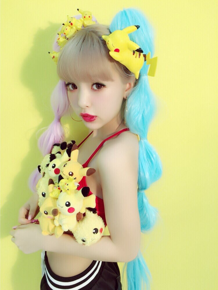 0220nicole's tweet photo. ポケモン21周年おめでとうございます🎉保育園の頃初めて買ってもらったゲームがキッカケでポケモンに出会いました。ポケモンがいたから頑張れるのかなってくらい心の支えにもなってるしみんなから愛されるポケモン😌大人になってもおばあちゃんになってもずっとやってたいな😌おめでとうございます💕 https://t.co/FybSl26H8L