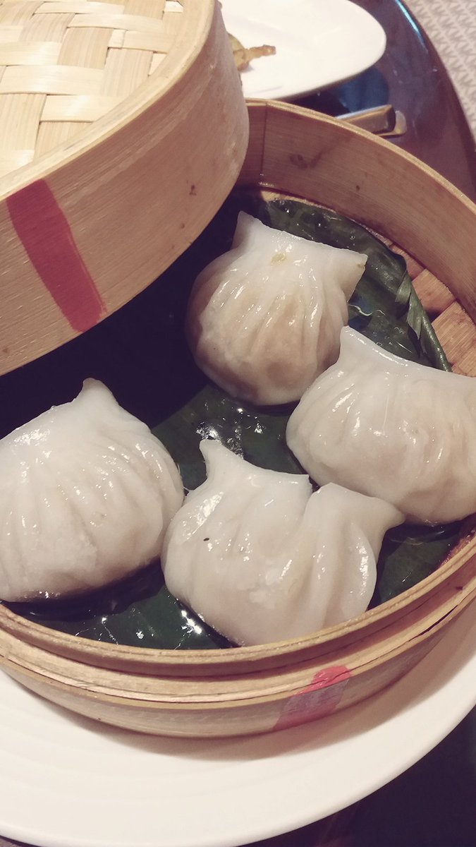 EduPapiya's tweet image. Drooling over ♡