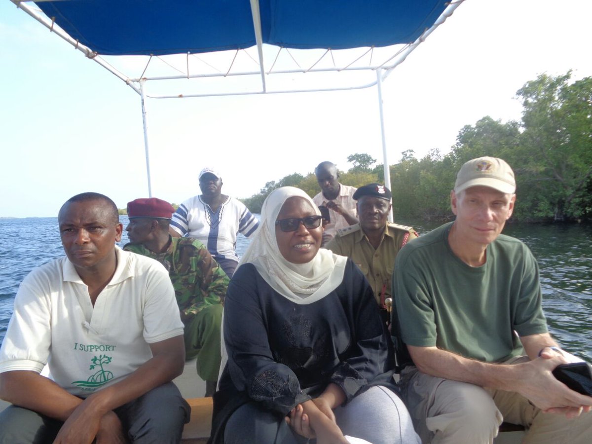 #USAMBASSADOR Godec enjoys a boat tour in #Gazi Bay with #KMFRI Director Prof Njiru and Amina Juma