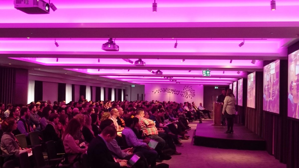 UKSTARconf's tweet image. Keynote 1 at #UKSTARconf with @maaretp and @LlewellynFalco 
#mobtesting