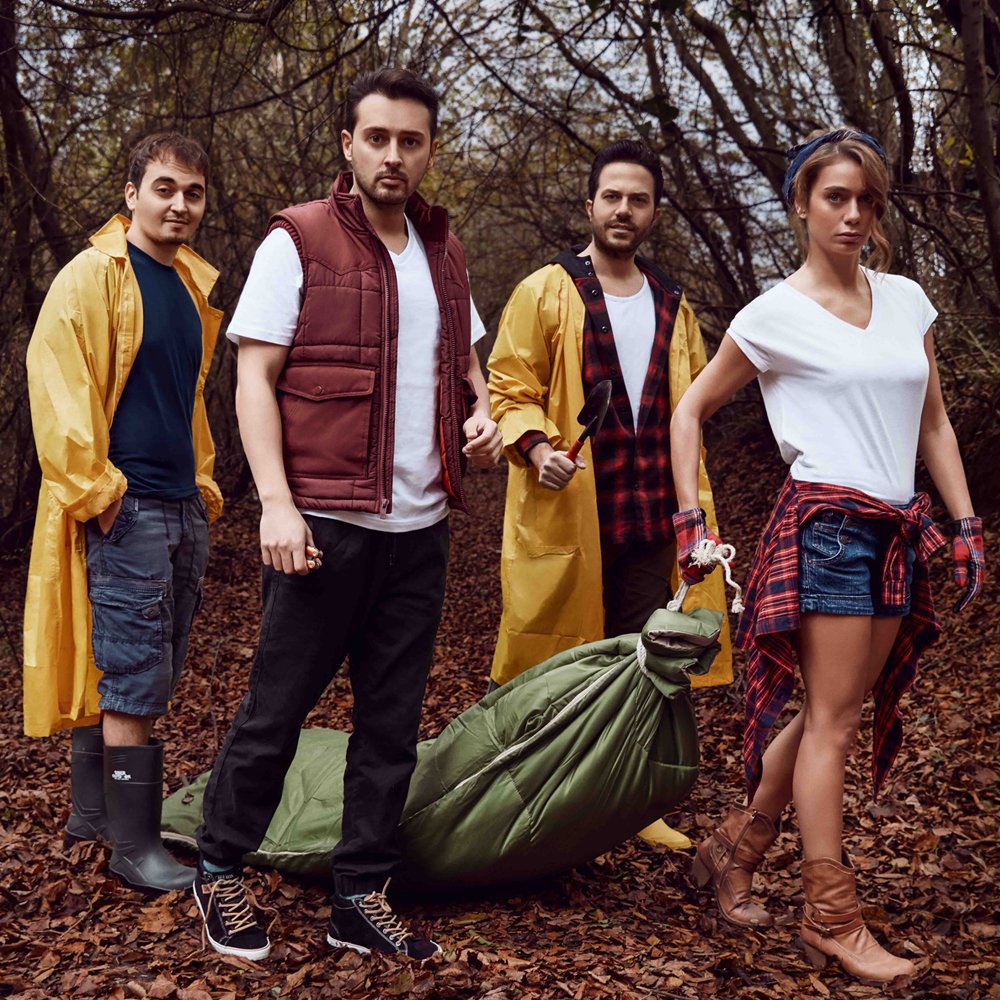 İbrahim Kendirci'nin yönettiği kara komedi tiyatro oyunu "Ölüm Yakalar", 3 Mart akşamı 20.30'dan itibaren Akatlar Kültür Merkezi'nde.