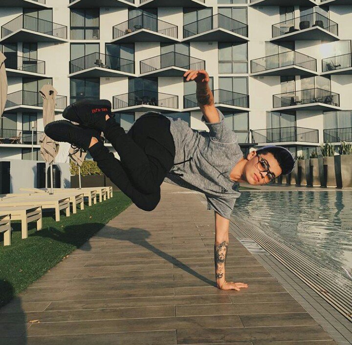 PDCAguacatitos's tweet photo. #MEDUF LA ESTA ROMPIENDO @RKARTISTA 😍👏

TAN HERMOSO MI BB 🙋✨

YO ME UNO AL RETO 🙊⚡ https://t.co/A3Ql6G8YIS