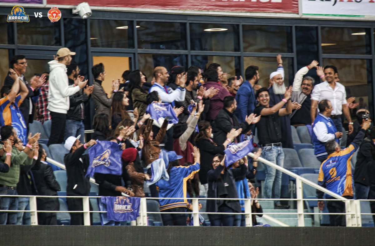 KarachiKingsARY's tweet photo. Highlights of yesterday's match of #KarachiKings vs Islamabad United! 🙂
#IUvKK #KarachiKings #DhanDhanaDhanHogaRe #KarachiJeeteGa https://t.co/rxyRJYue1z