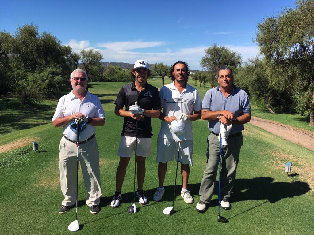 Linda mañana de golf con amigos! <a href="/QuebrachosGolf/">Los Quebrachos Golf</a>