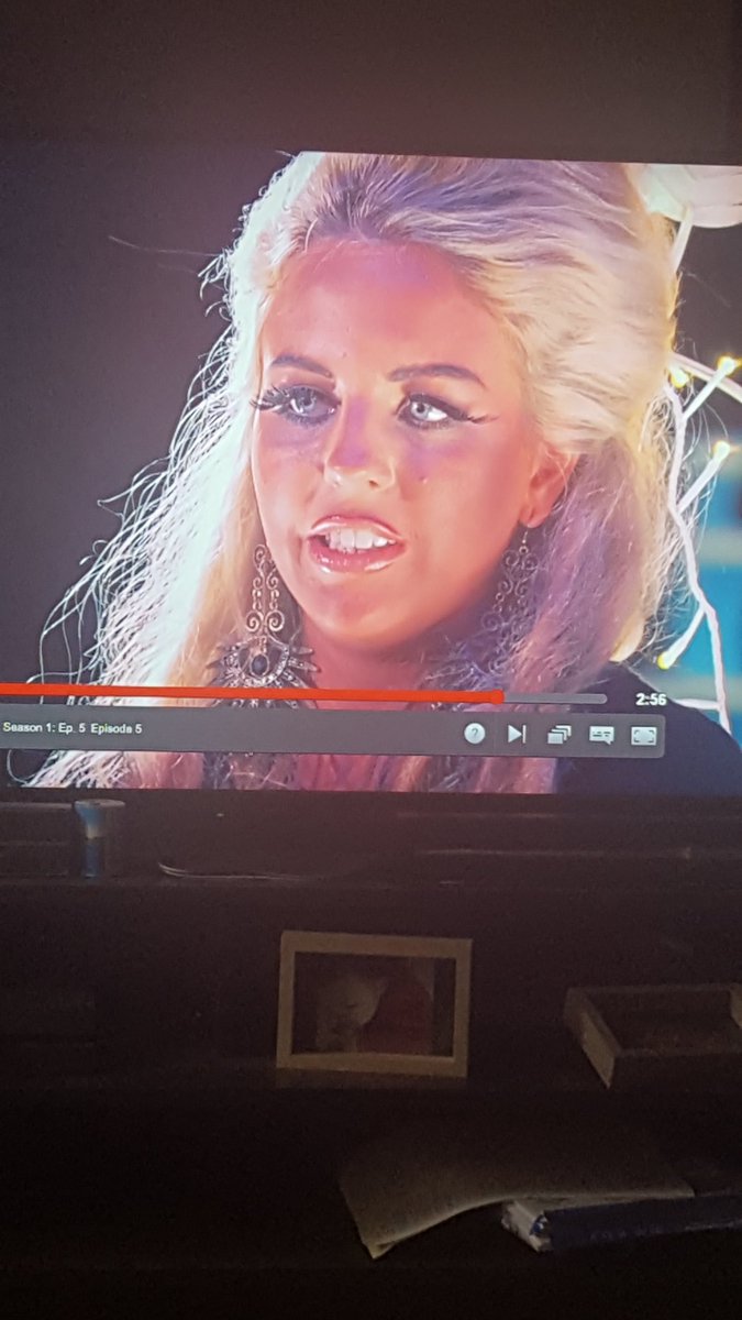 Jodybrand2's tweet photo. @LydiaRoseBright season 1 of #TOWIE safe to say girl you look 1000 times better now. https://t.co/G4jZ715LME