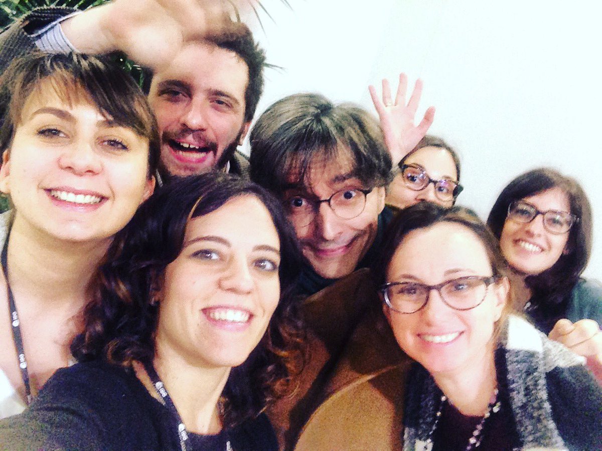 Mailander_RD's tweet photo. Il #teammailander alla fine di una nuova meravigliosa edizione di #MIDO2017! #Livethewonder and keep smiling π @MIDOExhibition https://t.co/TGg5vo6qsC