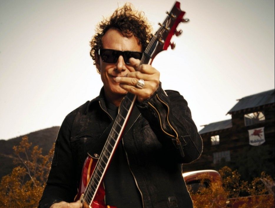 Wishing Neal Schon a very happy 63rd birthday!  