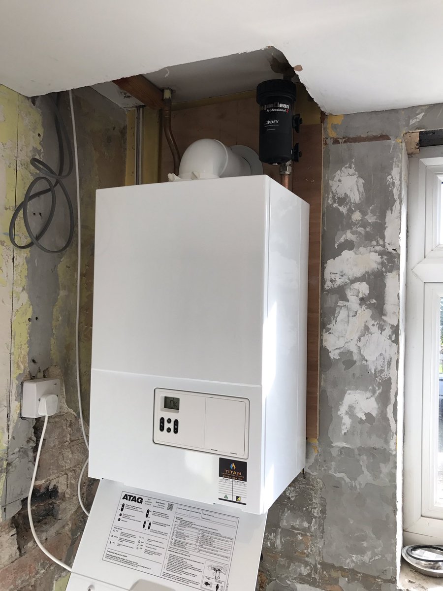 Titanheat's tweet photo. A little bit of wiring to be tidied up and we are done! @atagheating ir18 existing @ADEY_Pro https://t.co/NkffO91fwx