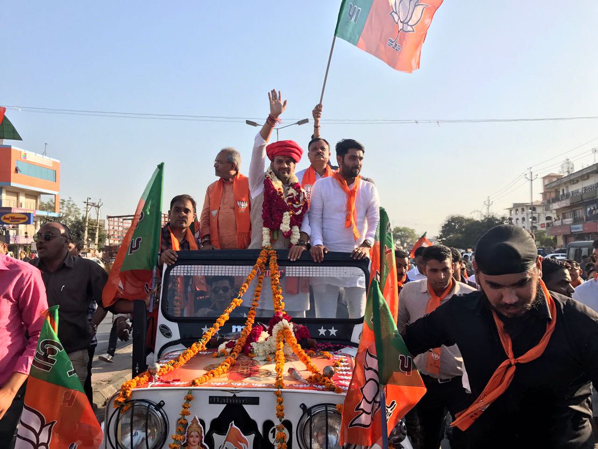 DrRutvij tweet picture