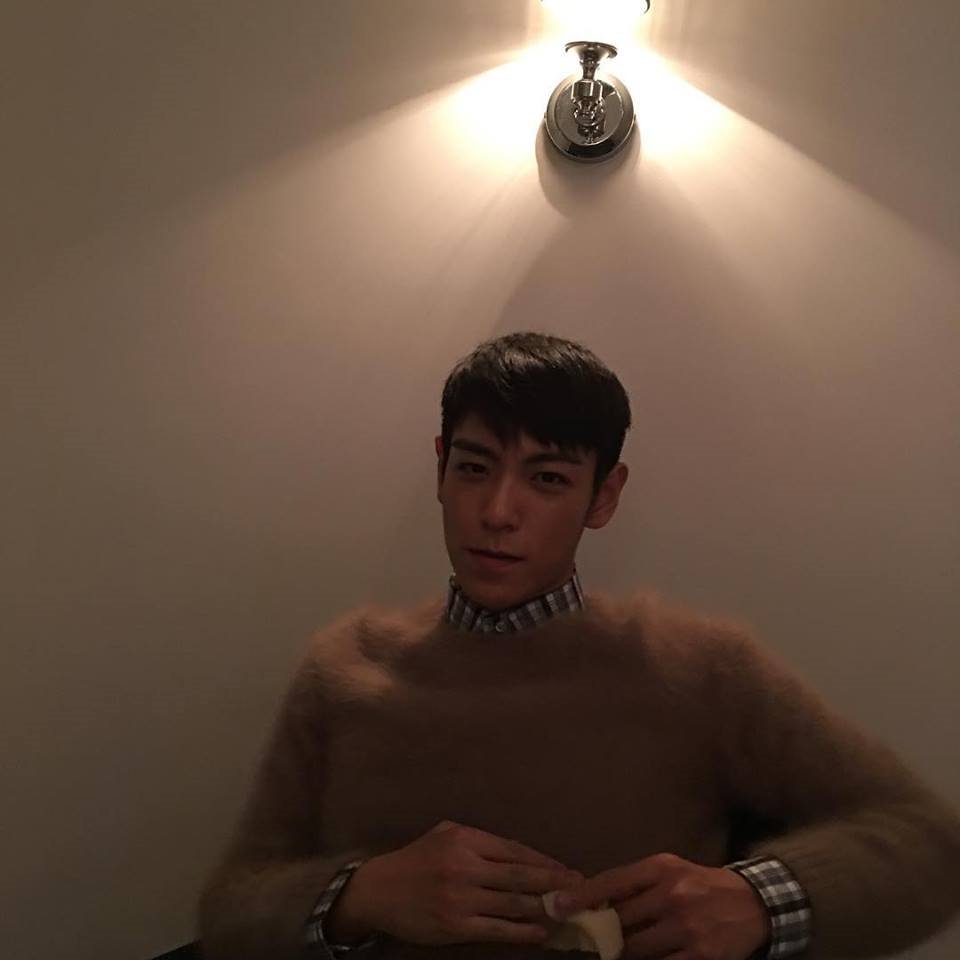 puTOPinamo's tweet photo. boyfriend TOP 💗💗💗 #KCAFavGlobalMusicStar #BIGBANG https://t.co/N4yTESzThP