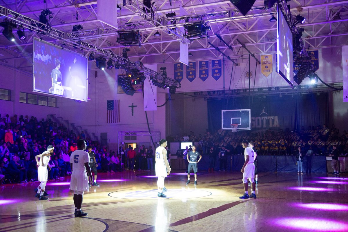 spl_chicago's tweet photo. Shot from a recent gig in #nola providing #eventproduction for a Jordan brand sponsored bball game. #wearejordan #audiovisual #splchicago https://t.co/yH9D7sHdpw