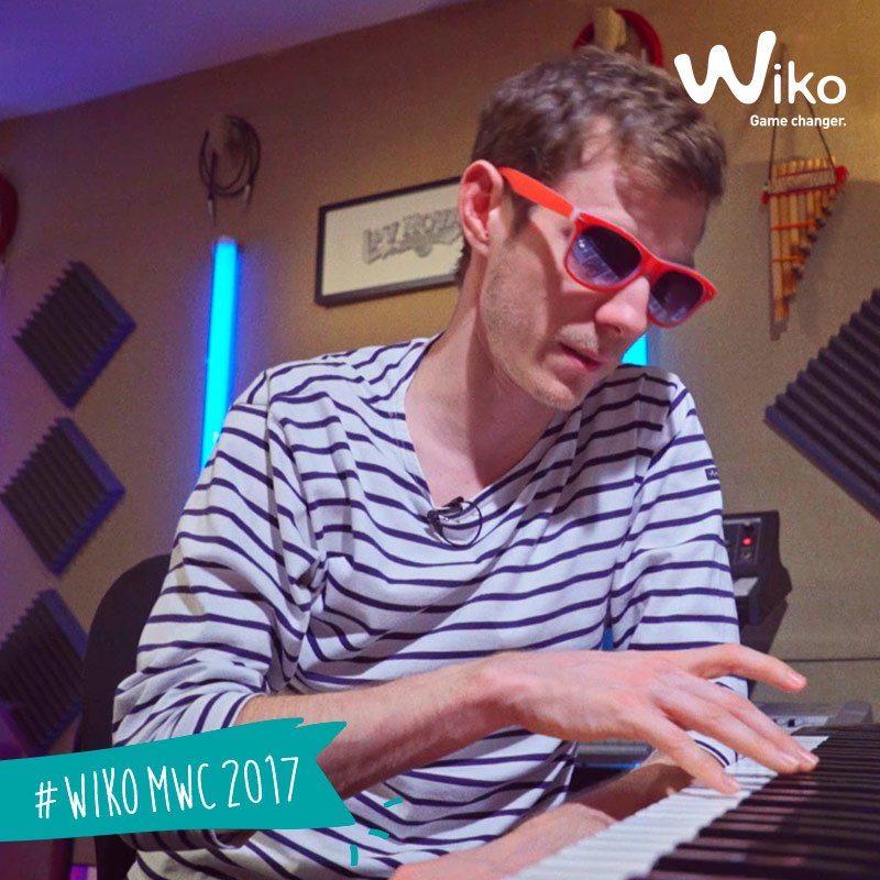 @pvnova on Stage for #Wiko #SoundIdentity ! And live music together!!!