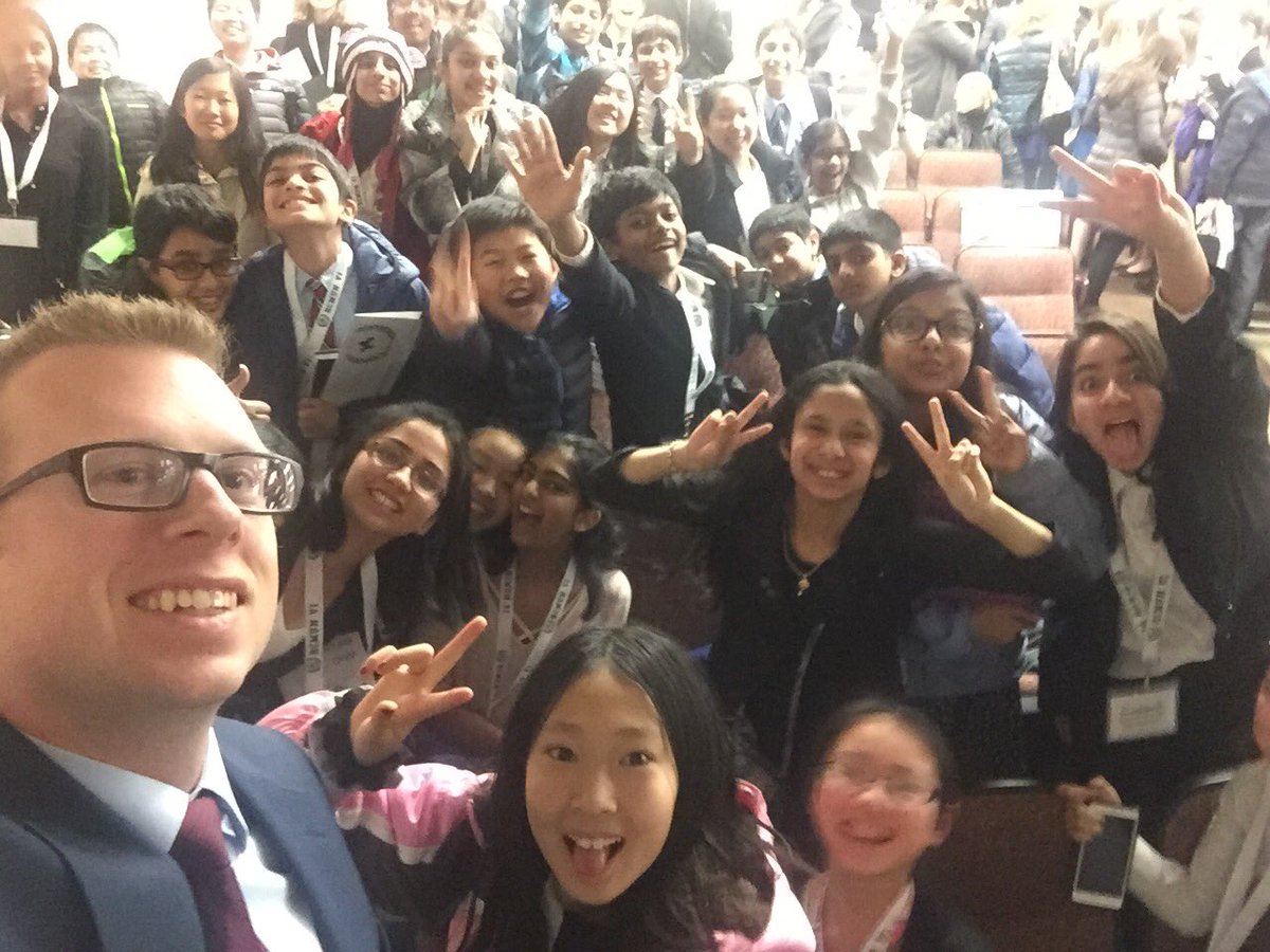 TeacherTechGuy1's tweet photo. Had a blast with these kids competing at MSU over be weekend! Go Broncos! @bpbroncos #RCMUN #ModelUnitedNations https://t.co/VnM3mto8Iw