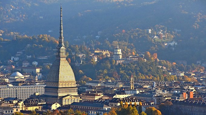 GolfRevolutionN's tweet photo. Are you going to play golf at Torino or Biella? So, why don't you visit also the wonderful National Cinema Museum? https://t.co/ELGSaJ66Yn https://t.co/WnlfY8Mecn