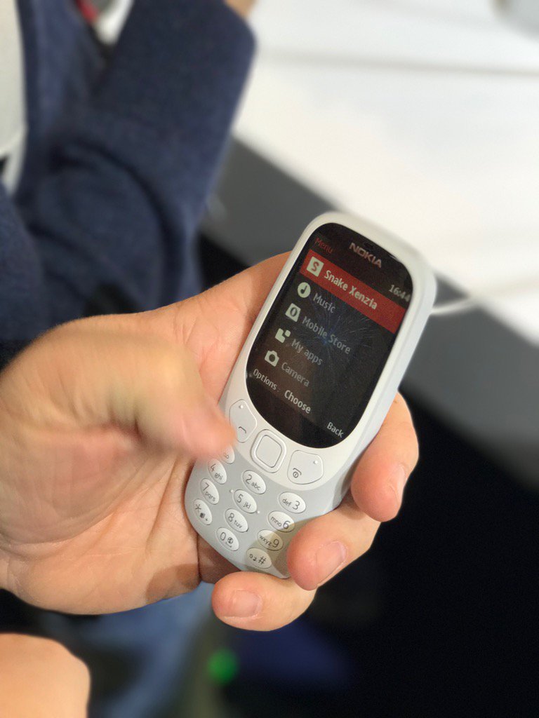 Snake? Check. #Nokia3310 #mwc17