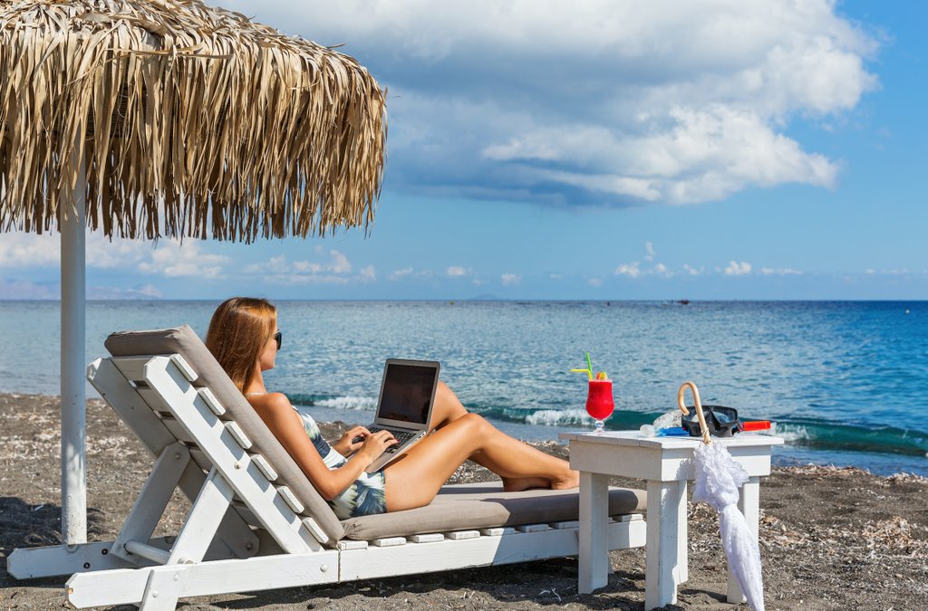happyteamcheck's tweet photo. 9 companies in the UK that offer employees unlimited time off https://t.co/3BETKxrEwk #HR #Management #Leadership #Workplace https://t.co/QfueP8fJcF