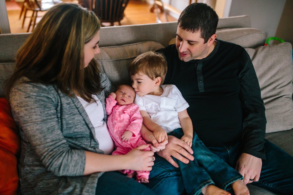 MichelleLBrack's tweet photo. Could these pictures be anymore amazing?! Check out Kennedy's newborn session with Missy… https://t.co/VZrCVDkRFz https://t.co/0yhgZGs4GP