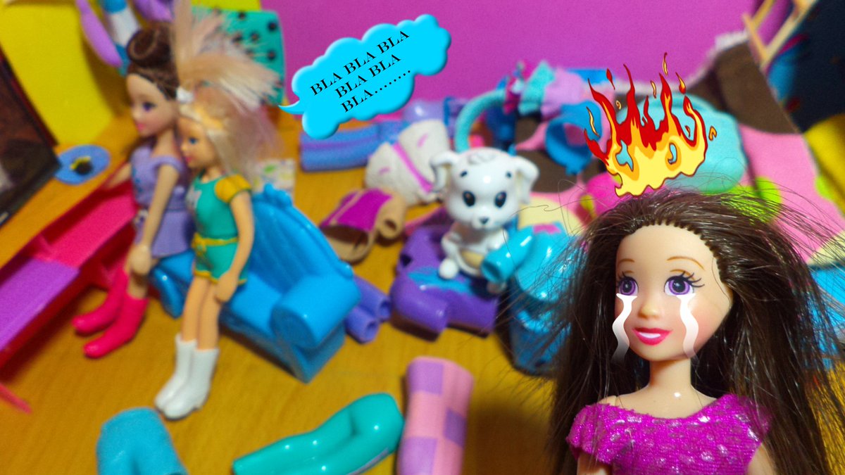 3capitulo de Family toys #barbie #pollypocket #videosdejuguetes #videosparaniños #novelasconmuñecas
 youtu.be/0tHN0lSXxIs  vía <a href="/YouTube/">YouTube</a>