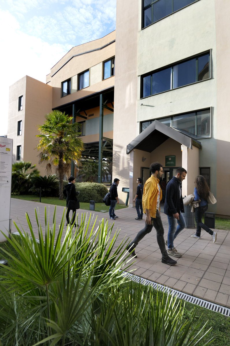 unissTweet's tweet photo. #Insegnamento dell'#Italiano per stranieri. @unissTwit unico centro per #DITALS in #Sardegna Scadenza 9 marzo https://t.co/rwmahNu45y https://t.co/dWF41WCYmQ