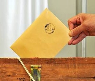 6 Mart Pazartesi günü kulübümüz  başkanlık seçimi yapılacaktır . Ayrıntılar ve şartlar  için iletişime geçebilirsiniz .